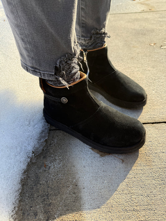 Mia Black Boot